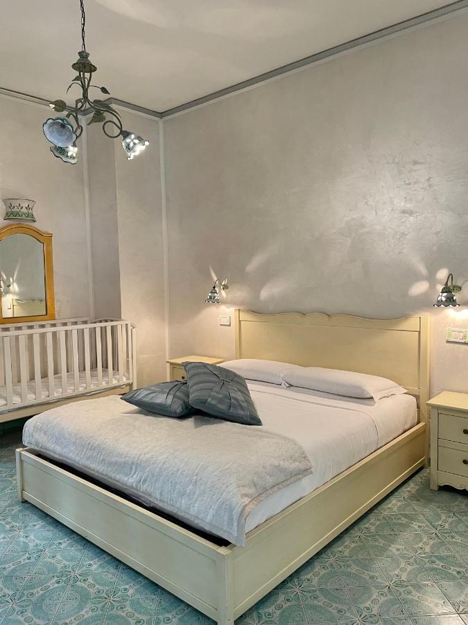 Bellavista Costa D'Amalfi Bed & Breakfast วิเอตริ ภายนอก รูปภาพ